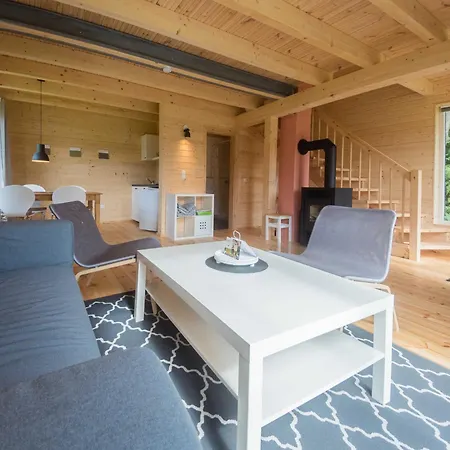 Schmidt's Ferienhaeuser Bei Zingst * Ludershagen