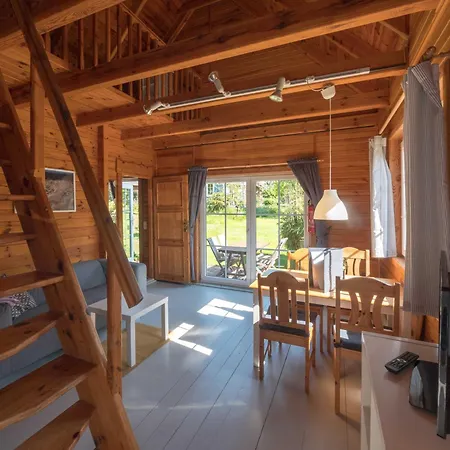 Schmidt's Ferienhaeuser Bei Zingst Ludershagen