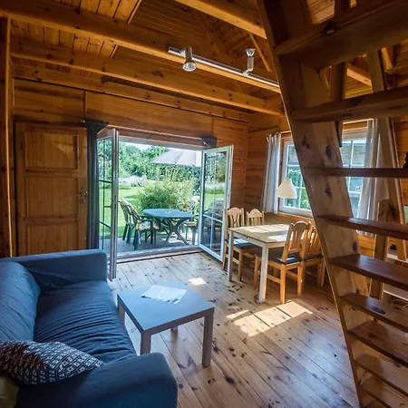 Schmidt's Ferienhaeuser Bei Zingst